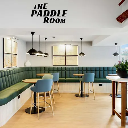 Radisson 호텔 4*