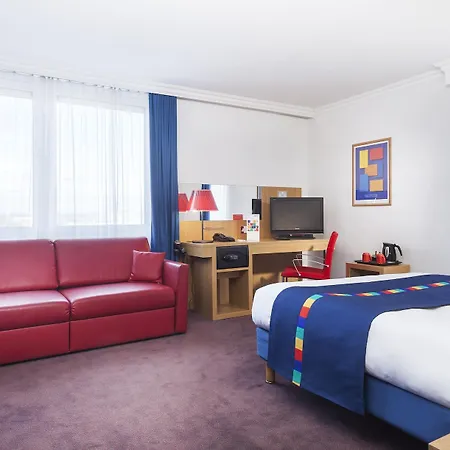 Ξενοδοχείο Radisson 4*