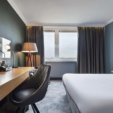 Radisson 4*