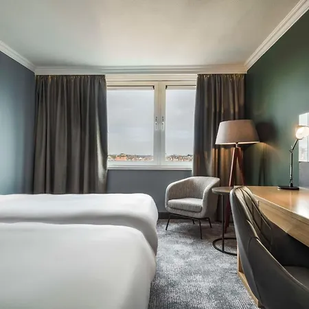Radisson Ξενοδοχείο 4*