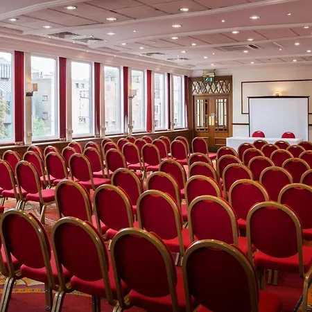 Ξενοδοχείο Radisson 4*