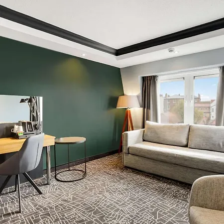 Ξενοδοχείο Radisson 4*